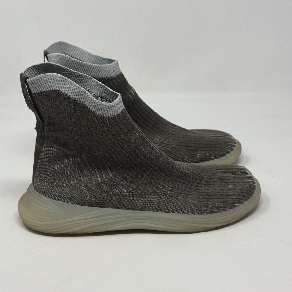 ILYSM Tabi Sock Sneakers Womens 7.5 Gray Knit Split Toe High Top Unisex Shoes